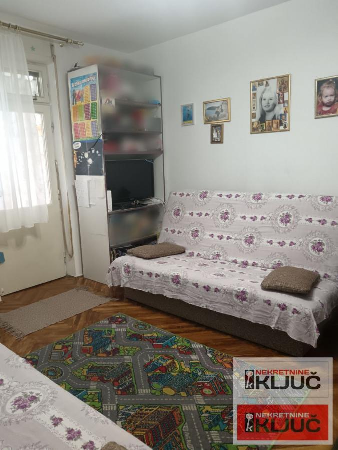 PODBARA, 48m2, Dvosoban kod ALMAŠKE CRKVE 4