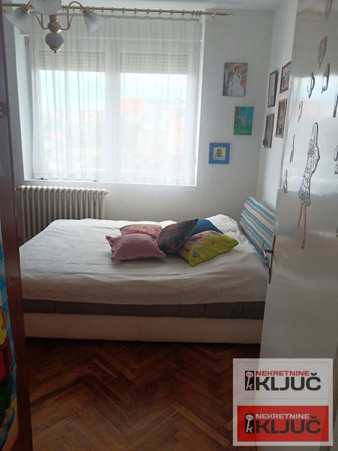 PODBARA, 48m2, Dvosoban kod ALMAŠKE CRKVE 7