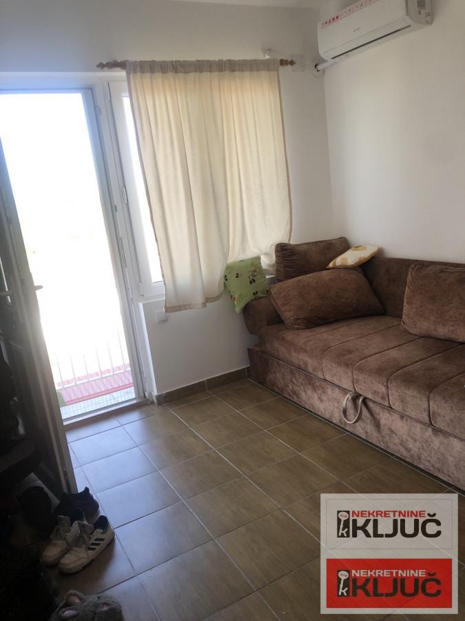 SALAJKA,27 m+8 m2,Jednoiposoban,NAMEŠTEN,NOV 3