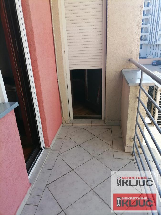 SALAJKA, 71m2, Trosoban sa Parking mestom 12