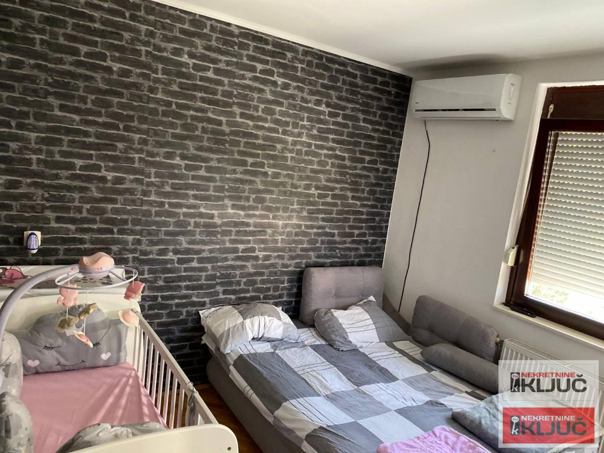 SALAJKA, 71m2, Trosoban sa Parking mestom 18