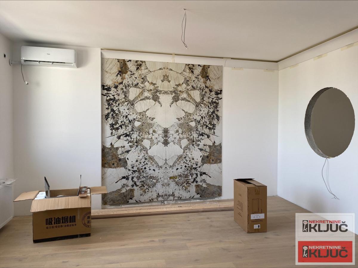 SALAJKA, 74 m2+ 2 terase 19 m2, DUPLEX, NOV,USELJIV 1