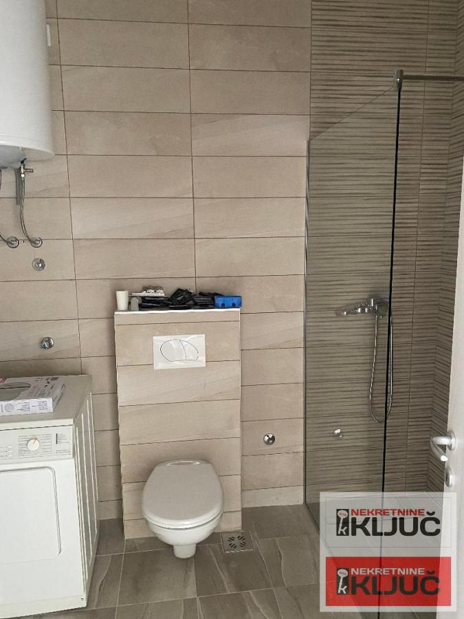 SALAJKA, 74 m2+ 2 terase 19 m2, DUPLEX, NOV,USELJIV 7
