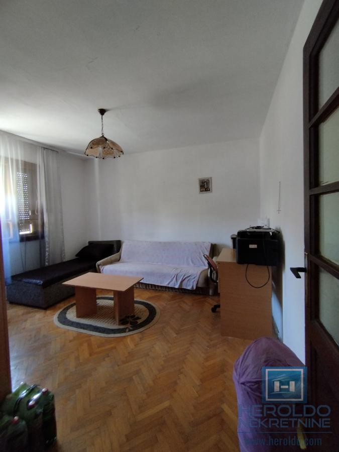 Seoska kuća u okolini Jagodine, Vinorača 2