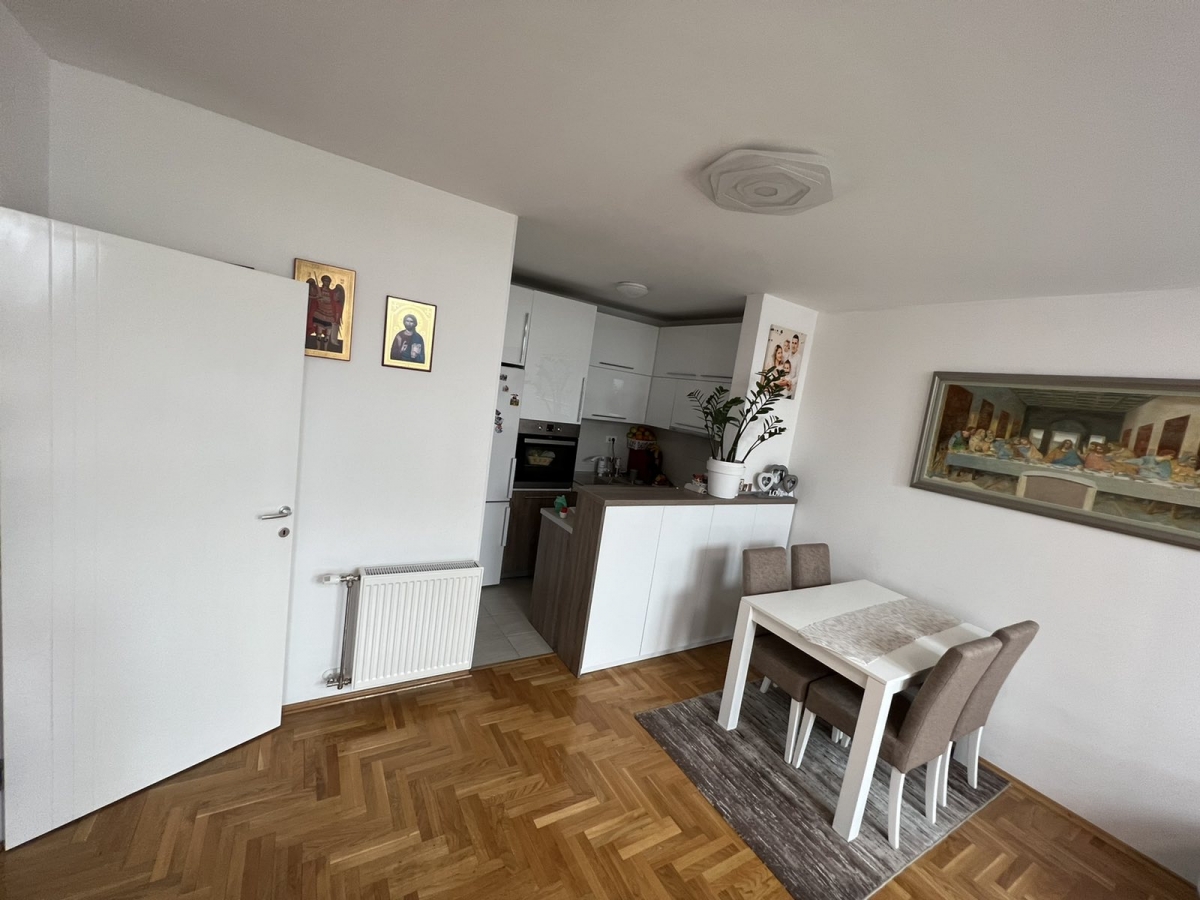 SOMBORSKI BULEVAR, 108 m2, Petosoban - Duplex, Parking 14