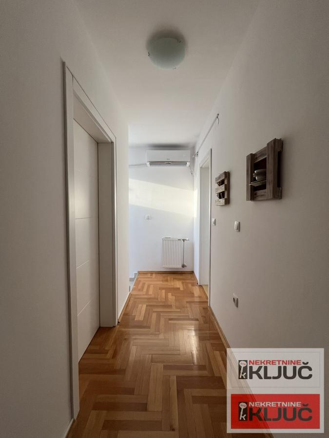 SOMBORSKI BULEVAR, 77m2, Četvorosoban-Duplex 13