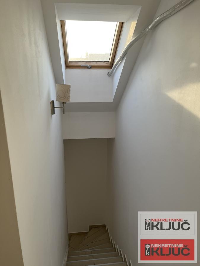 SOMBORSKI BULEVAR, 77m2, Četvorosoban-Duplex 15