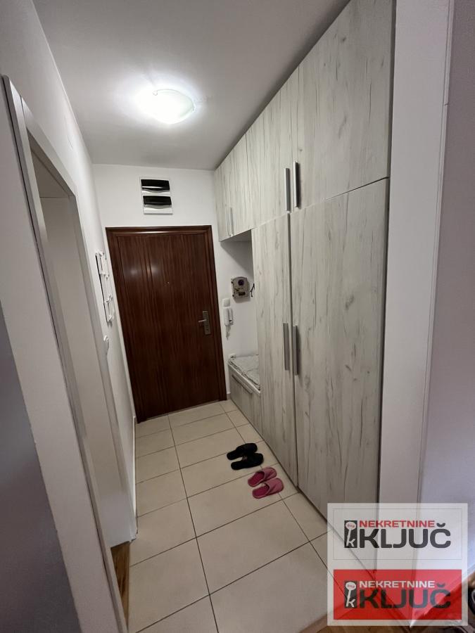 SOMBORSKI BULEVAR, 77m2, Četvorosoban-Duplex 17