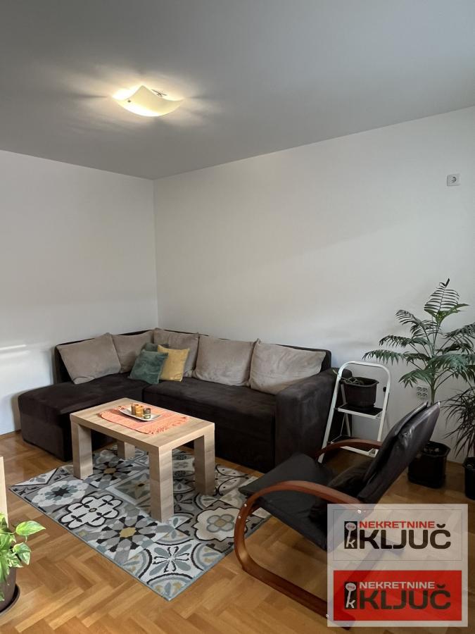 SOMBORSKI BULEVAR, 77m2, Četvorosoban-Duplex 18
