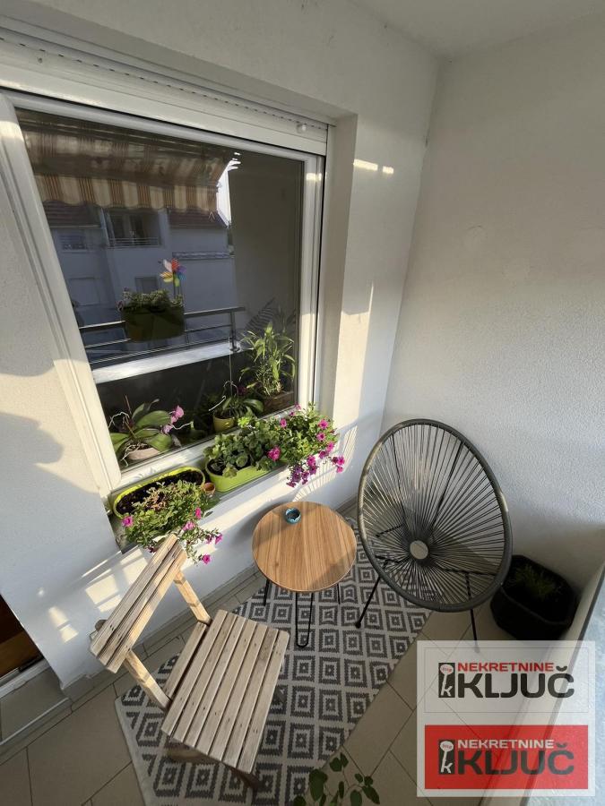 SOMBORSKI BULEVAR, 77m2, Četvorosoban-Duplex 25