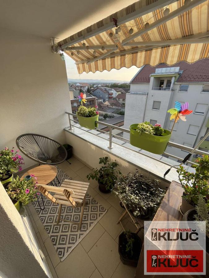 SOMBORSKI BULEVAR, 77m2, Četvorosoban-Duplex 28