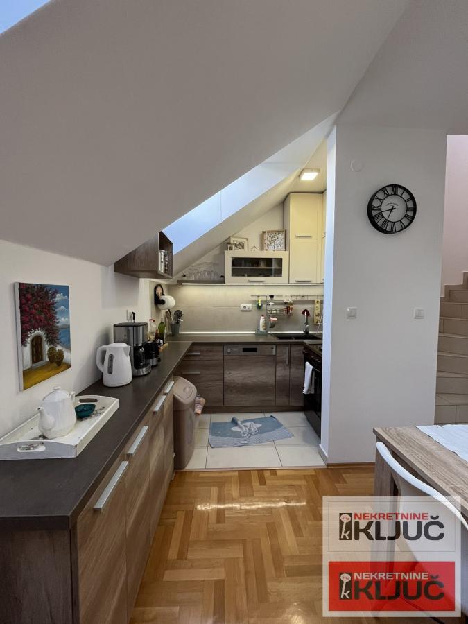 SOMBORSKI BULEVAR, 77m2, Četvorosoban-Duplex 29