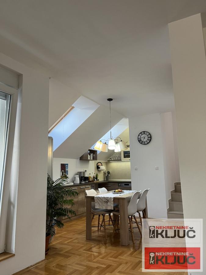 SOMBORSKI BULEVAR, 77m2, Četvorosoban-Duplex 38