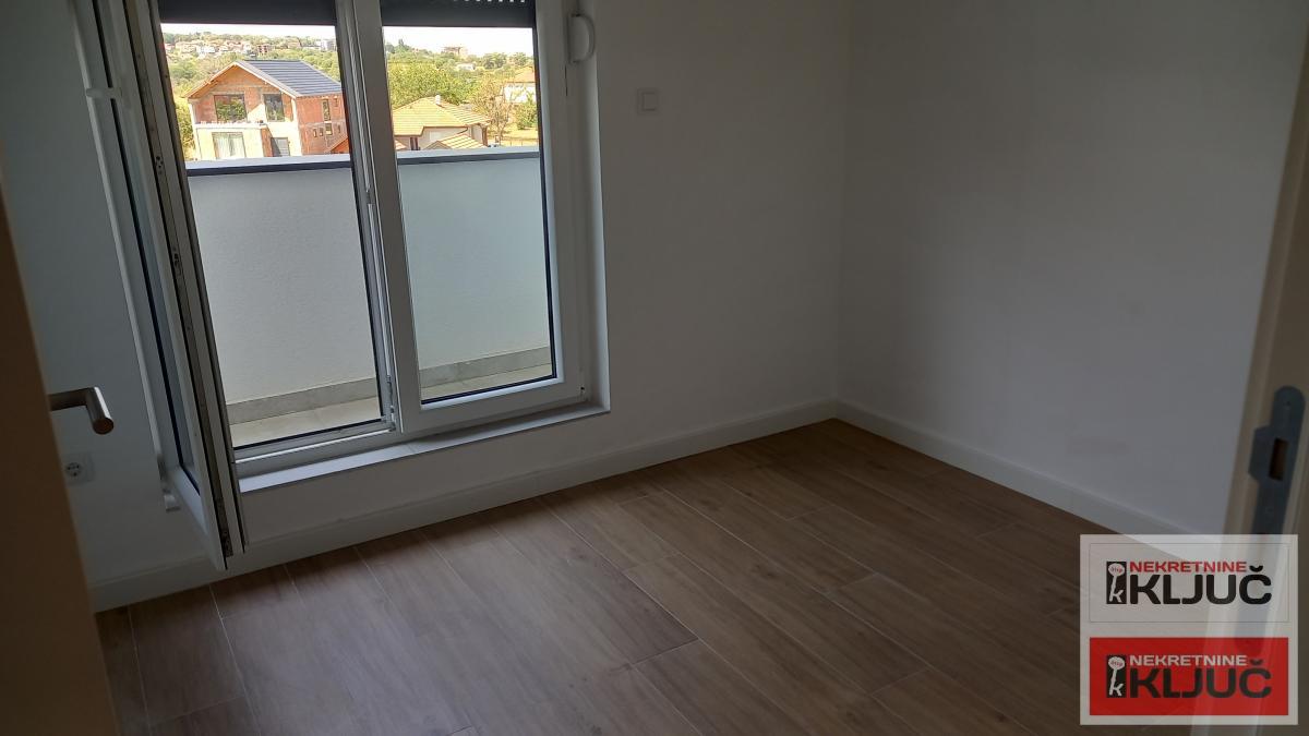 SREMSKA KAMENICA, 70m2, Četvorosoban, Nov 9