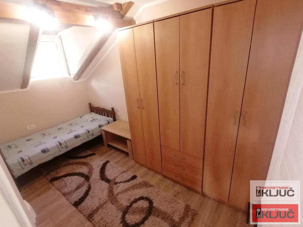 SREMSKA KAMENICA-PARAGOVO, Kuća 92m2 na placu 507m2 7