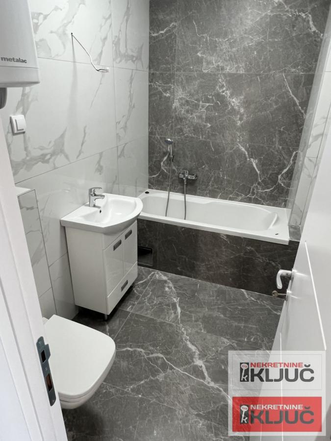 TELEP, 207m2, Petosoban, Penthouse sa pdv 10