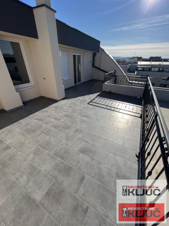 TELEP, 207m2, Petosoban, Penthouse sa pdv 22