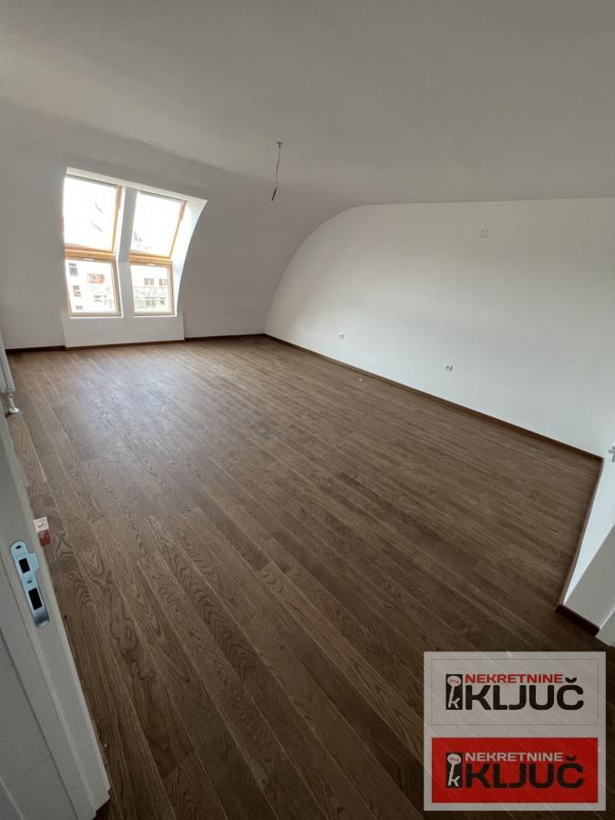 TELEP, 207m2, Petosoban, Penthouse sa pdv 8