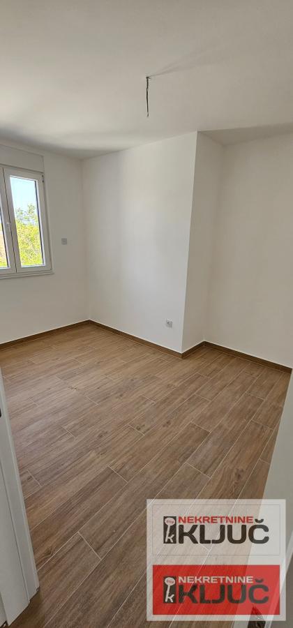 TELEP, 80m2, Četvorosoban sa pdv, Parking 6