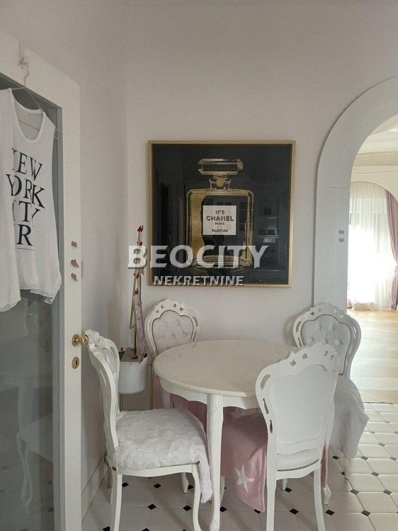 Trosoban stan, 104 m2, Novi Sad, Trg slobode ID: 116130 6