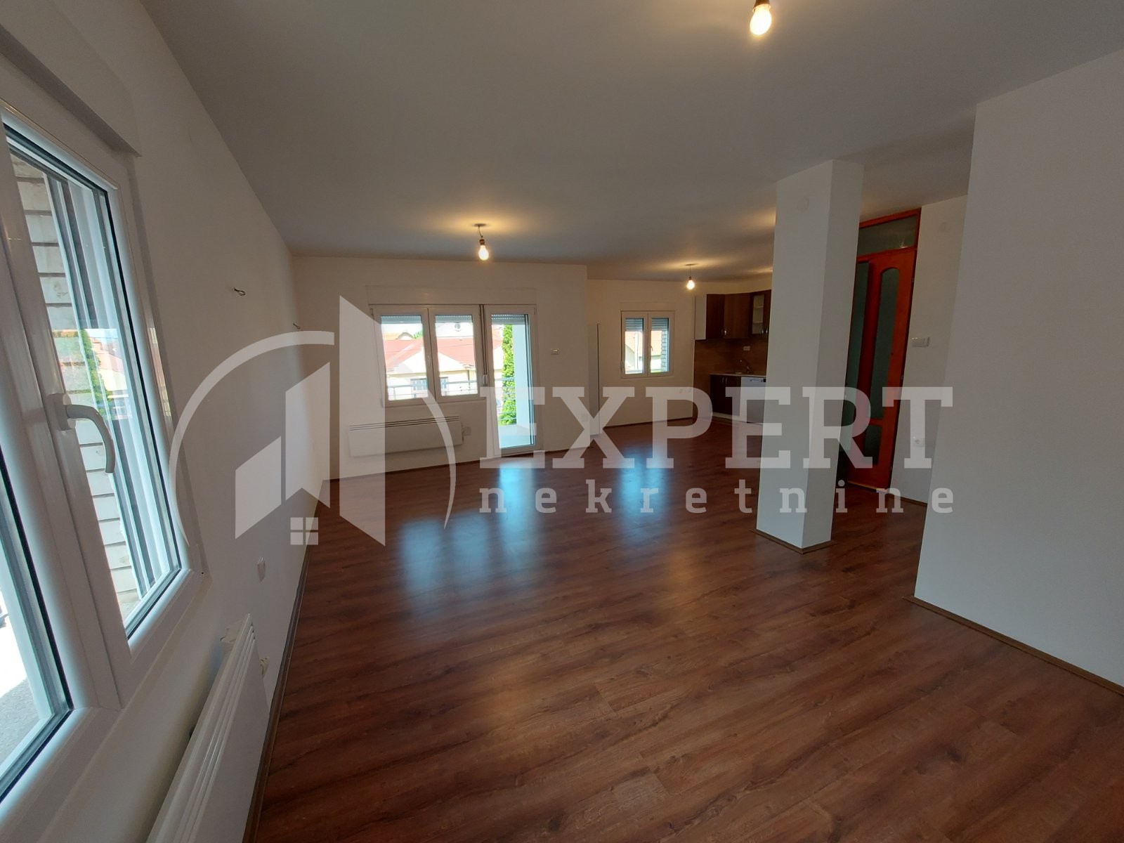 Trosoban stan, 117 m2, Brzi Brod, Brzi Brod ID: i-014058 16