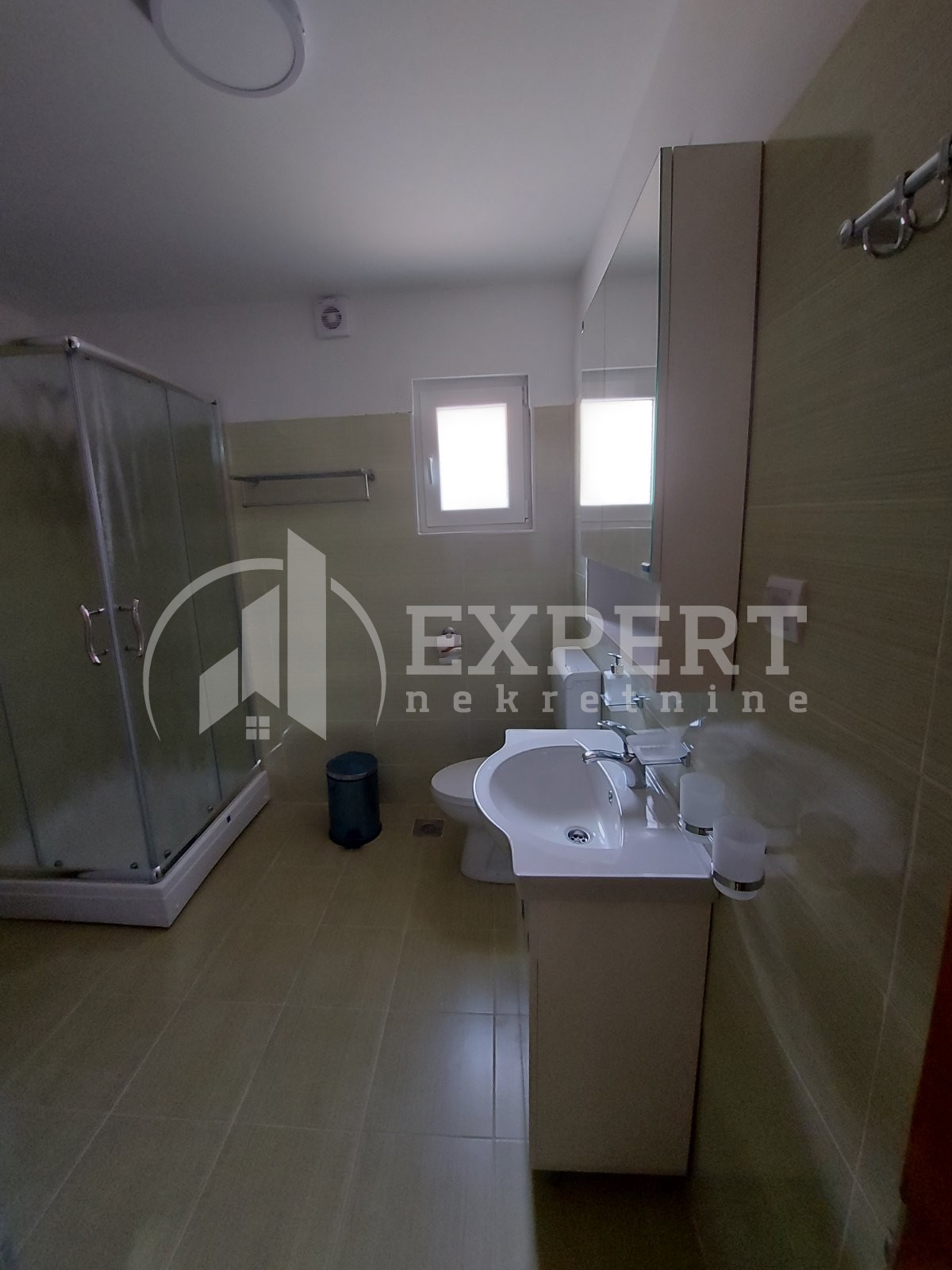 Trosoban stan, 117 m2, Brzi Brod, Brzi Brod ID: i-014058 18