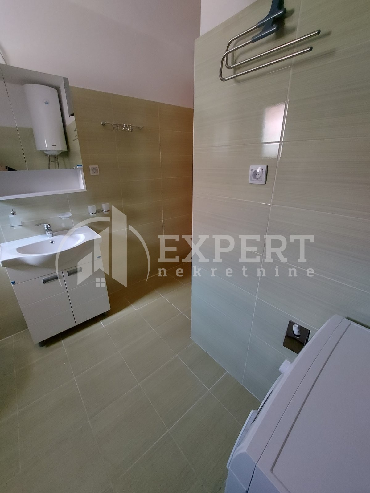 Trosoban stan, 117 m2, Brzi Brod, Brzi Brod ID: i-014058 20