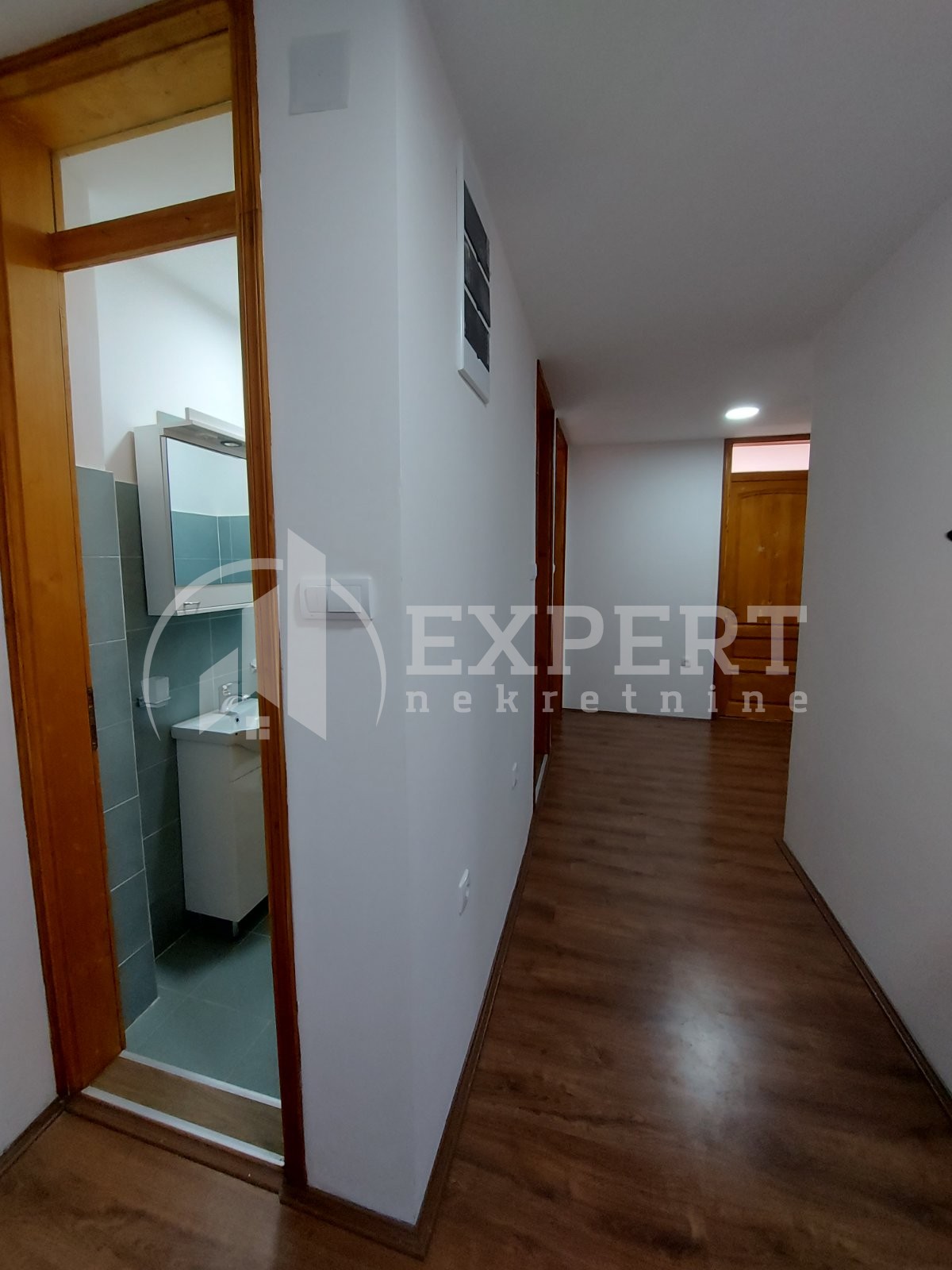 Trosoban stan, 117 m2, Brzi Brod, Brzi Brod ID: i-014058 25