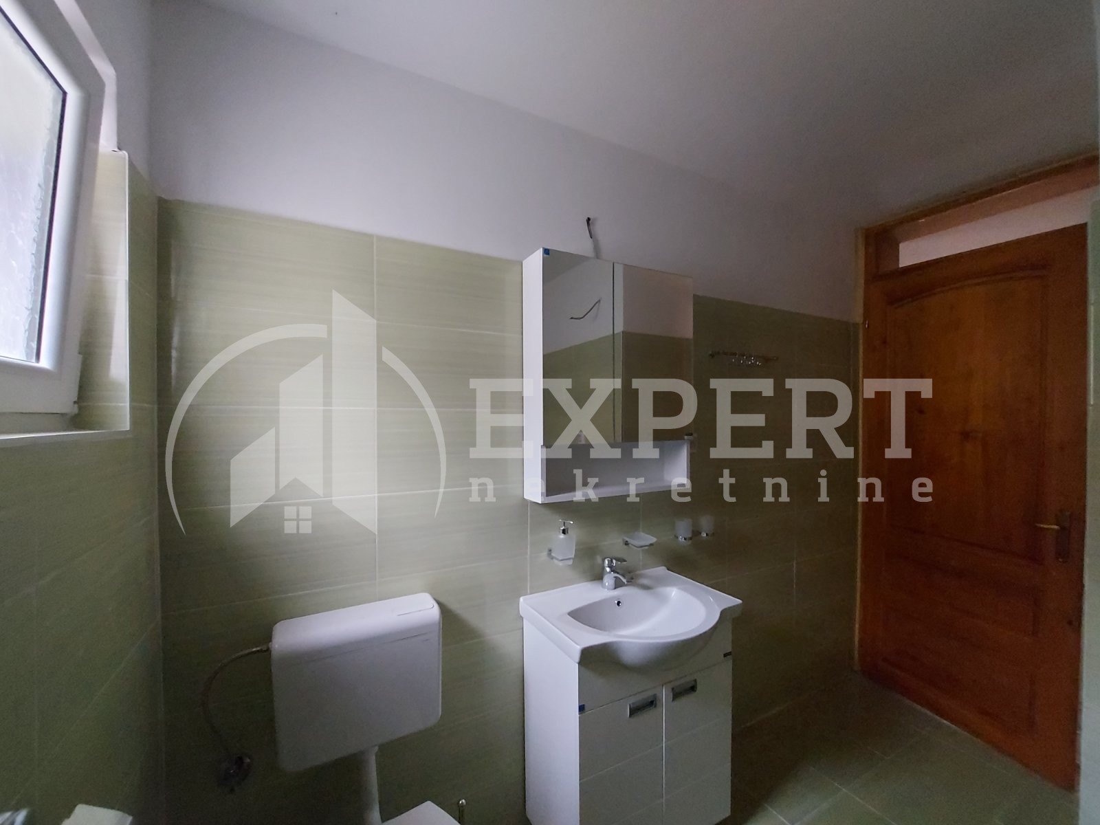 Trosoban stan, 117 m2, Brzi Brod, Brzi Brod ID: i-014058 6