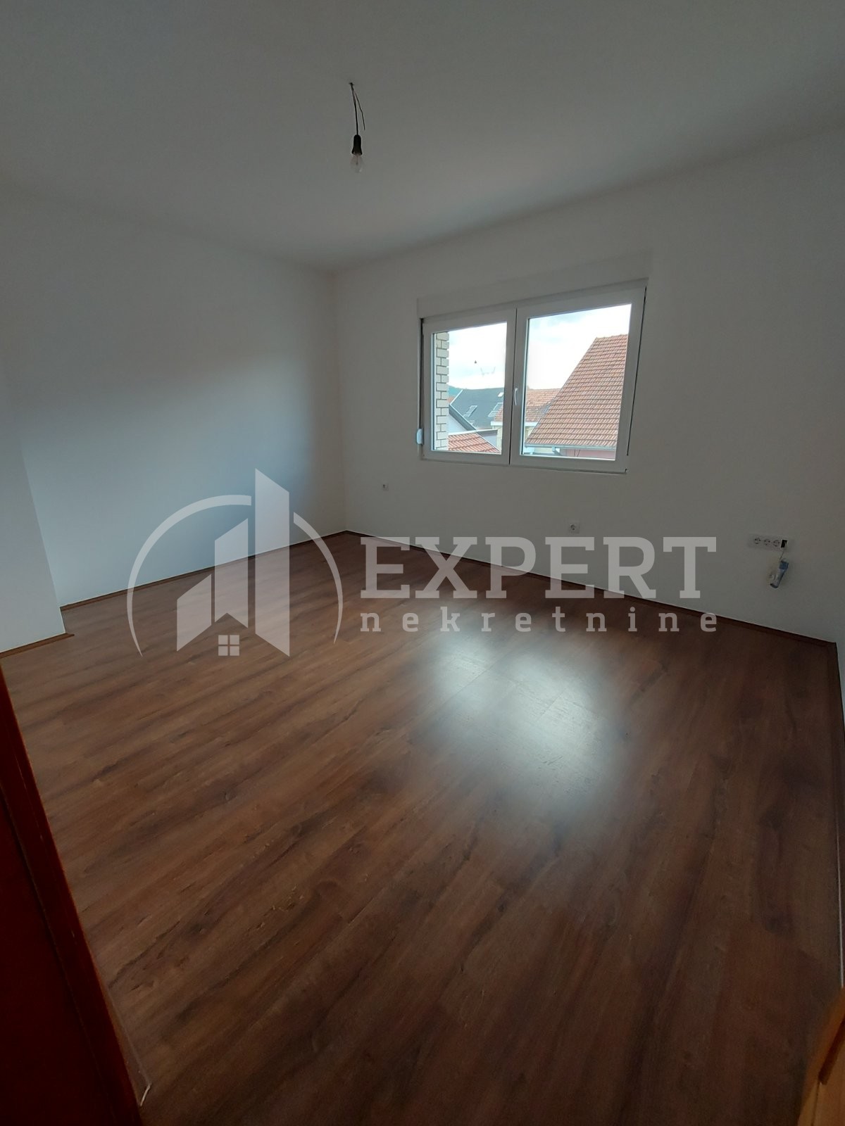 Trosoban stan, 117 m2, Brzi Brod, Brzi Brod ID: i-014059 15