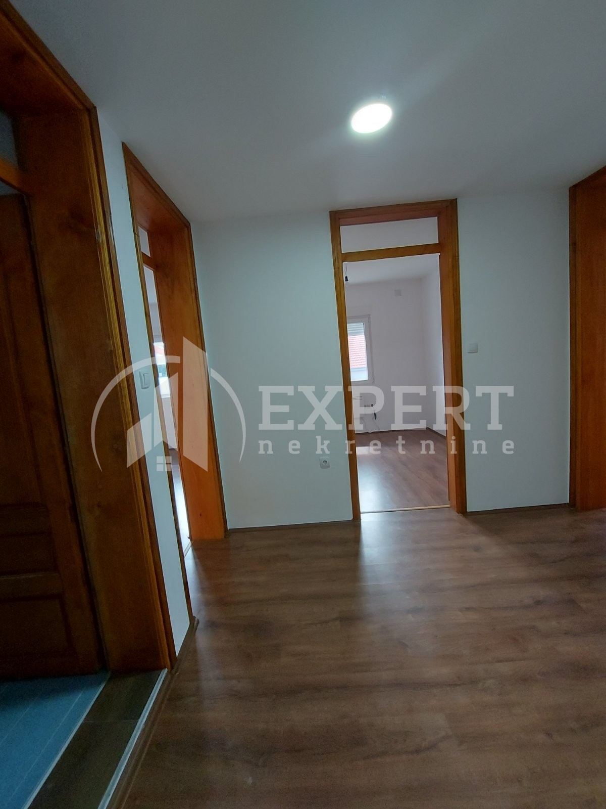 Trosoban stan, 117 m2, Brzi Brod, Brzi Brod ID: i-014059 23