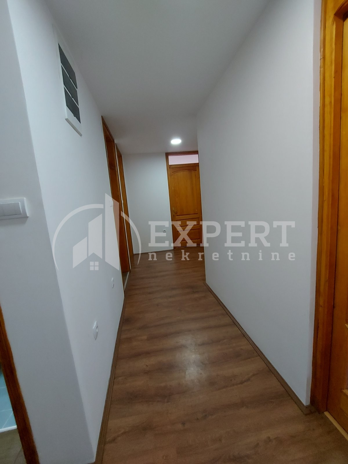 Trosoban stan, 117 m2, Brzi Brod, Brzi Brod ID: i-014059 26