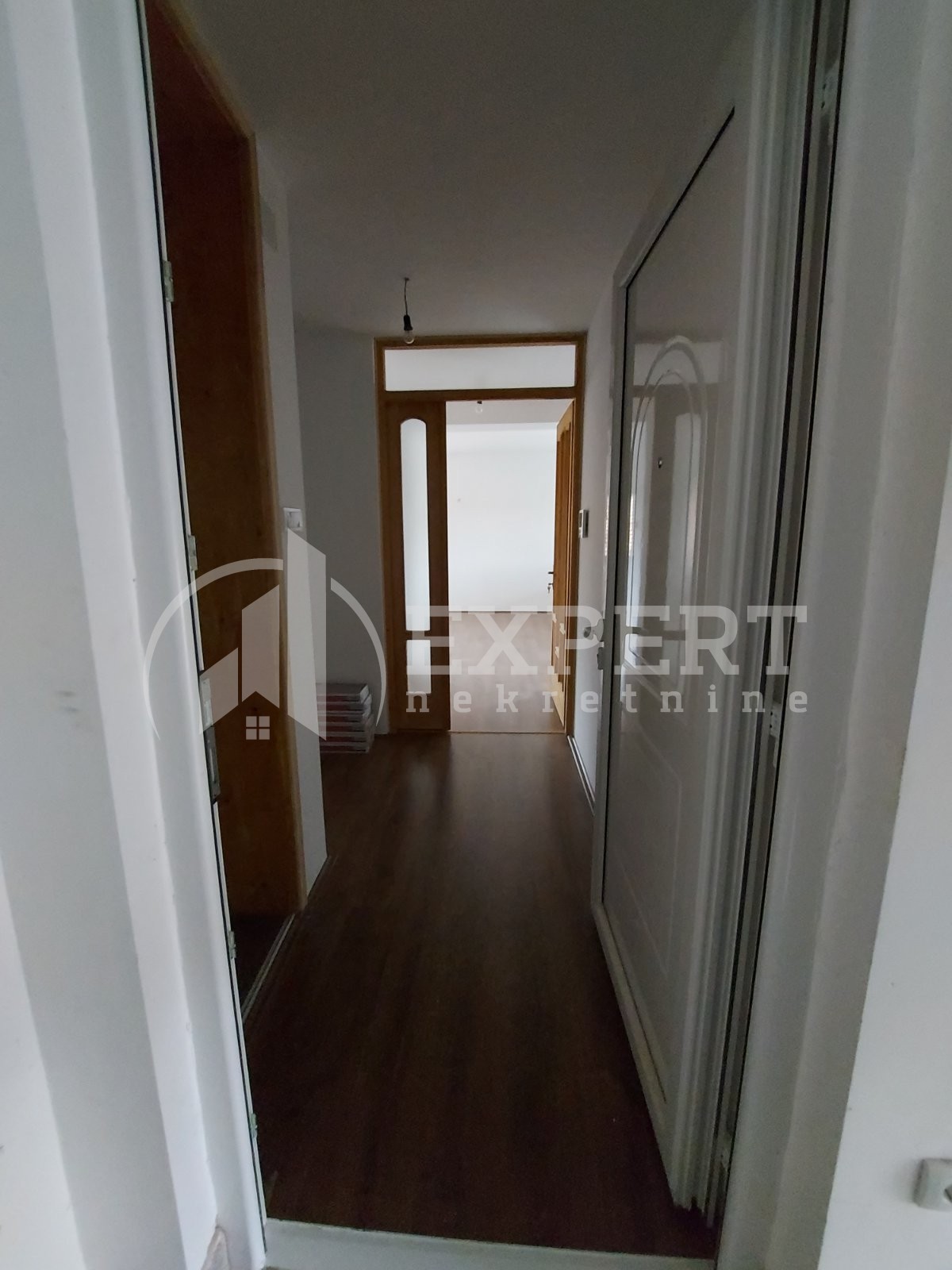 Trosoban stan, 117 m2, Brzi Brod, Brzi Brod ID: i-014059 6