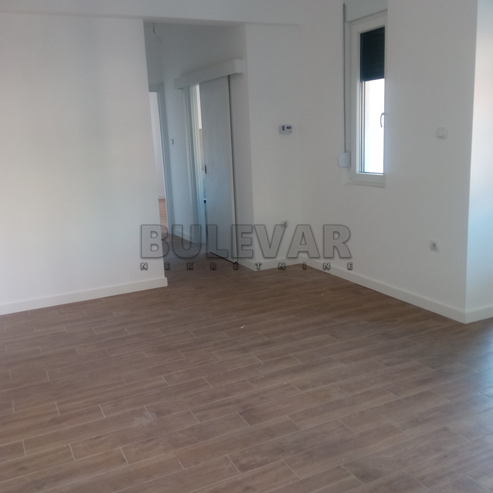 Trosoban stan, 58 m2, Centar, Milovana Gušića ID: i-012827 3