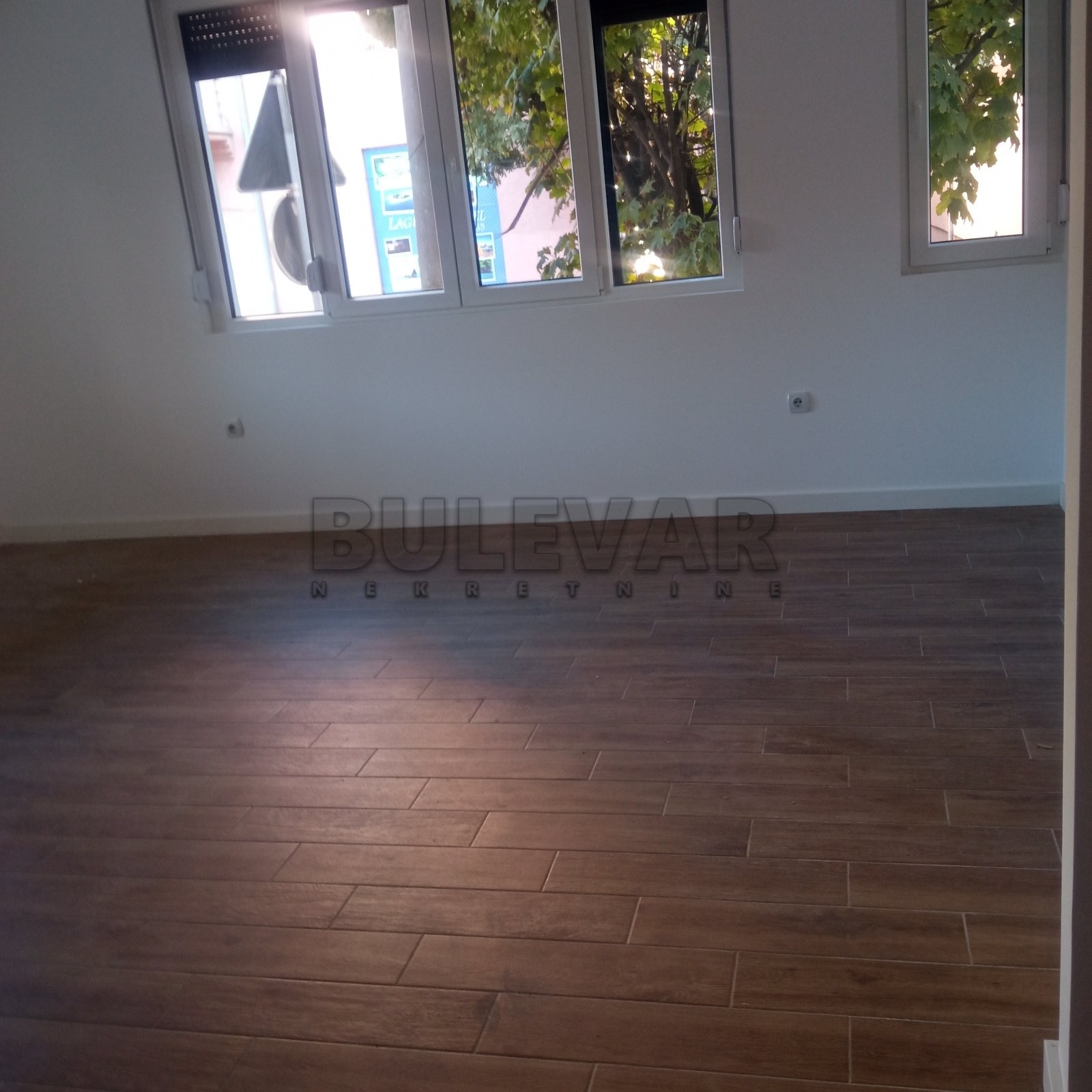 Trosoban stan, 58 m2, Centar, Milovana Gušića ID: i-012827 4