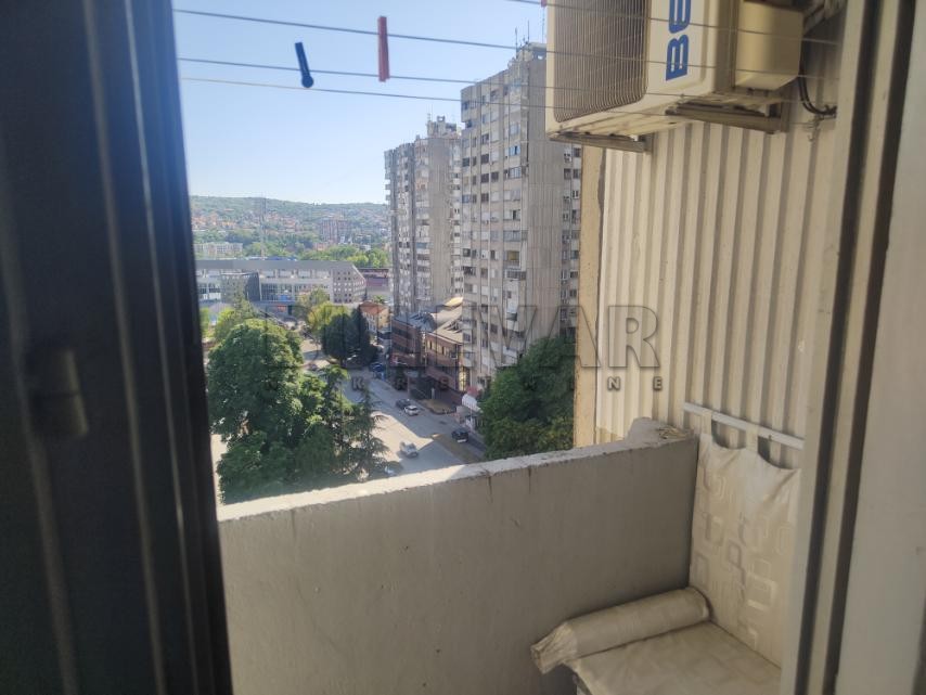 Trosoban stan, 66 m2, Crveni Pevac, Bulevar dr Zorana ID: i-014481 12