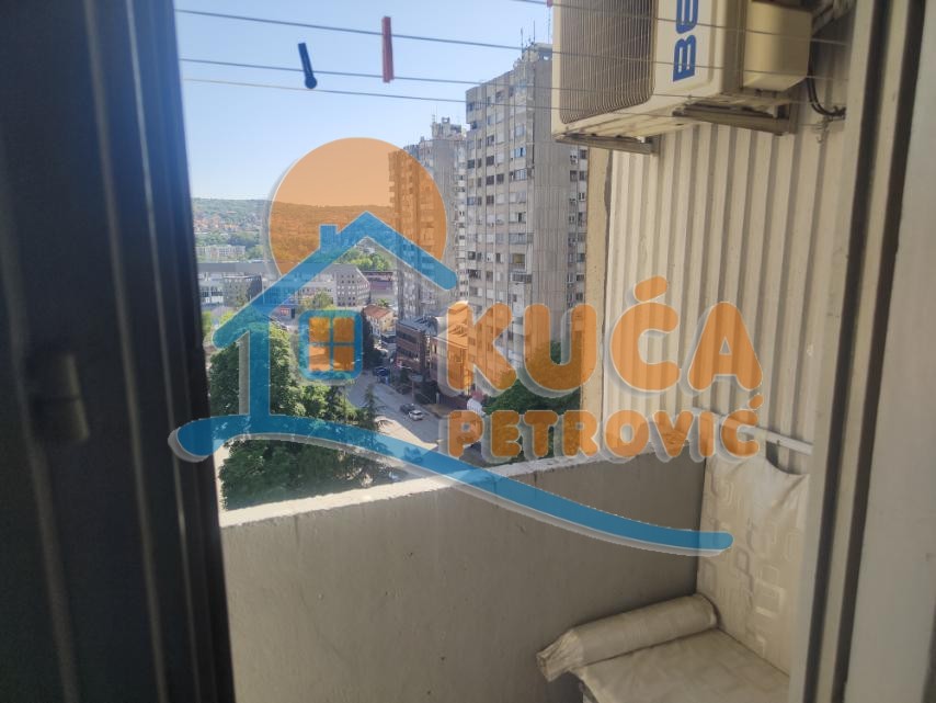 Trosoban stan, 66 m2, Crveni Pevac, Bulevar dr Zorana ID: i-014481 12