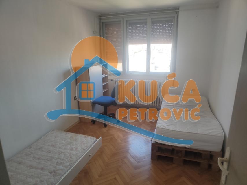Trosoban stan, 66 m2, Crveni Pevac, Bulevar dr Zorana ID: i-014481 6
