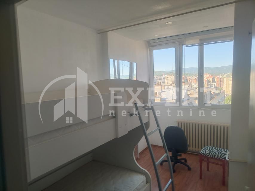 Trosoban stan, 66 m2, Crveni Pevac, Bulevar dr Zorana ID: i-014481 8