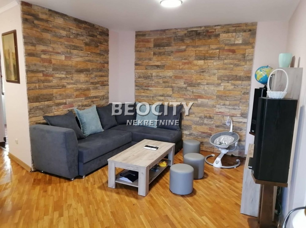 Trosoban stan, 71 m2, Salajka, Đorđa Zličića ID: 103118 1
