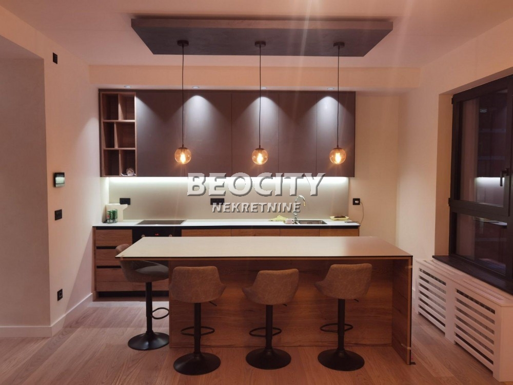 Trosoban stan, 72 m2, Centar, Simfonija I ID: 87744 1