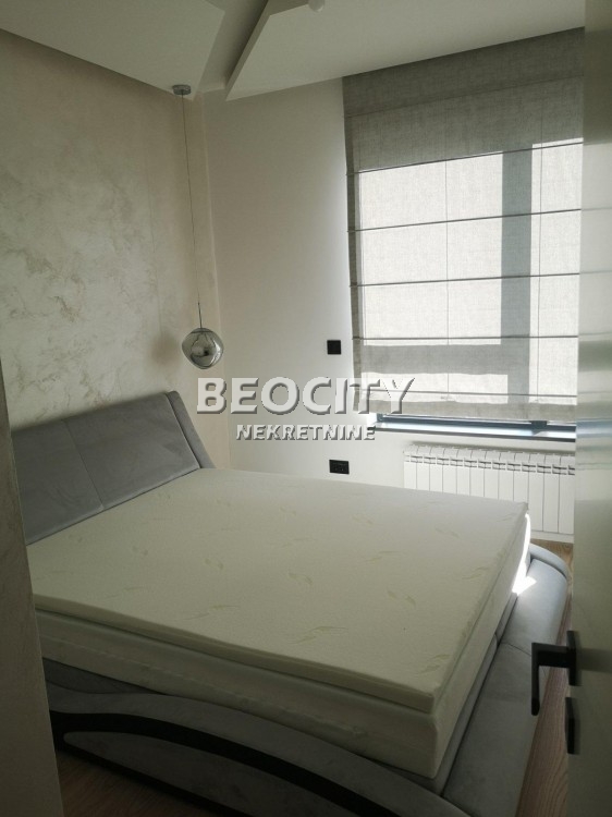 Trosoban stan, 72 m2, Centar, Simfonija I ID: 87744 6