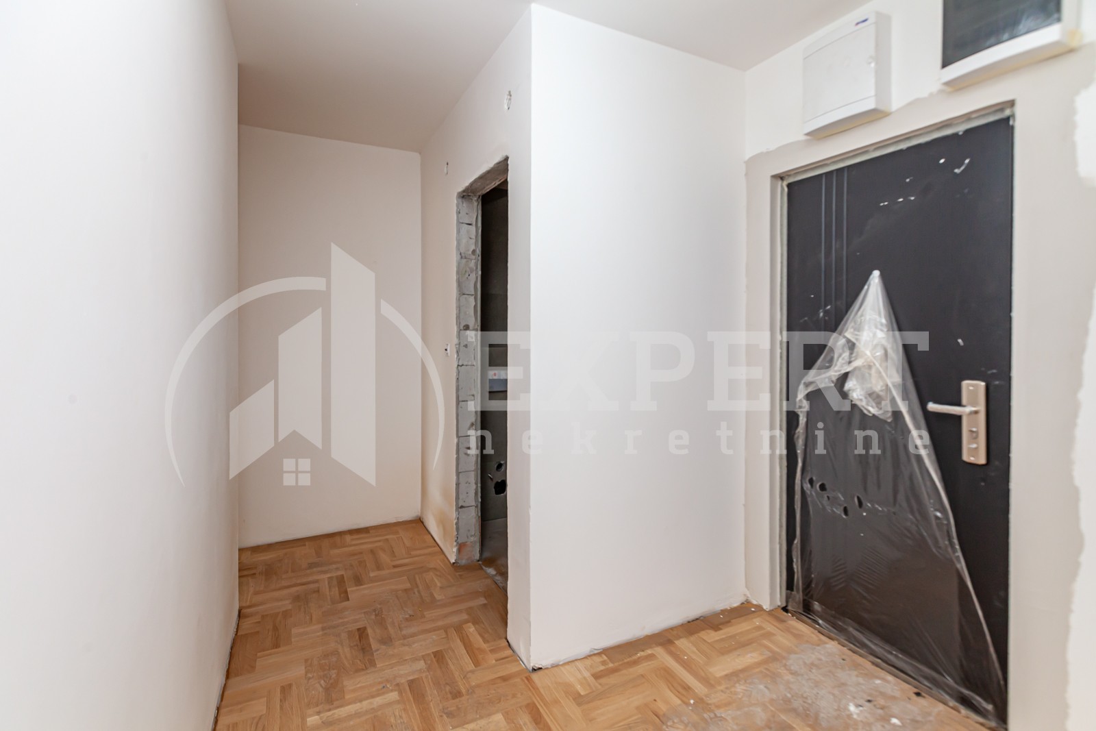 Trosoban stan, 75.03 m2, Medijana, Trg kralja Aleksandra Ujedinitelja ID: p-010436 7