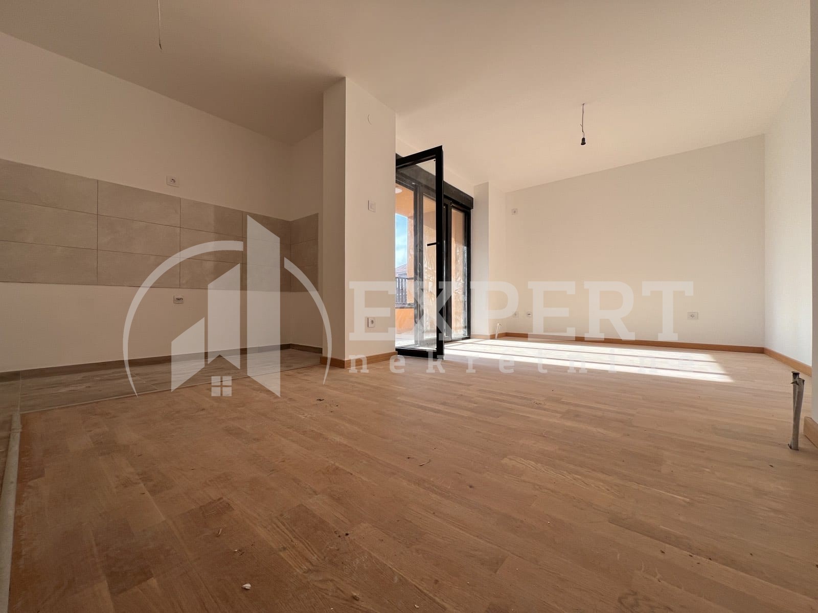 Trosoban stan, 79 m2, Marger, Katićeva ID: p-07005 9