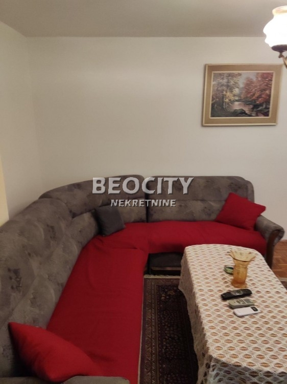 Trosoban stan, 80 m2, Novo naselje, Seljačkih buna ID: 76344 2