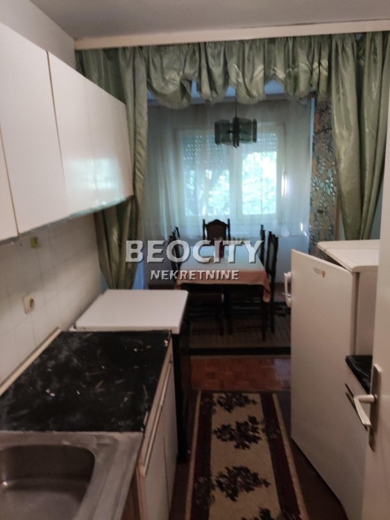 Trosoban stan, 80 m2, Novo naselje, Seljačkih buna ID: 76344 5