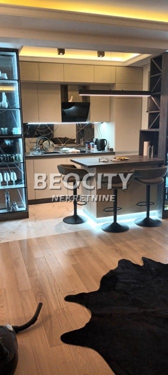 Trosoban stan, 80 m2, Savski venac ID: 92201 5