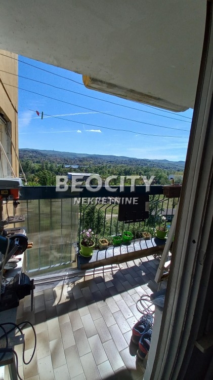 Trosoban stan, 82 m2, Liman 4, Bulevar despota Stefana ID: 102577 10