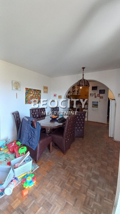 Trosoban stan, 82 m2, Liman 4, Bulevar despota Stefana ID: 102577 2