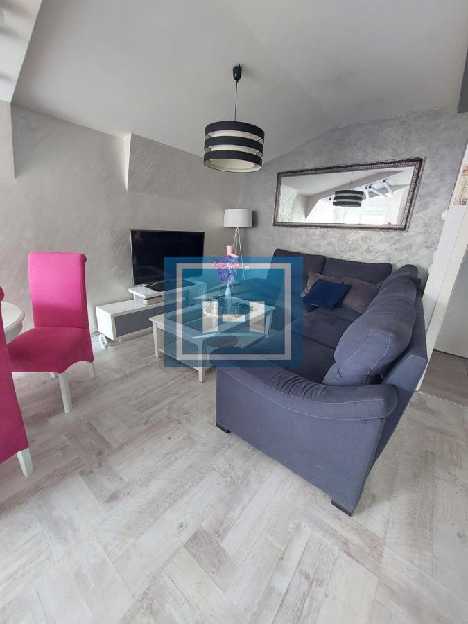 Trosoban stan u novogradnji 11